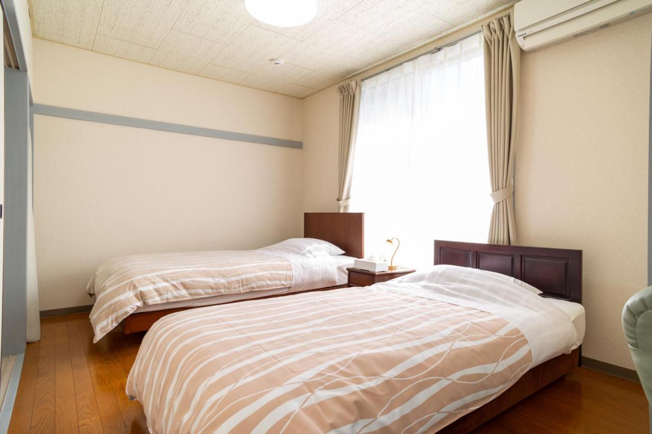 Enoshima Apartment Hotel Fujisawa Exterior photo