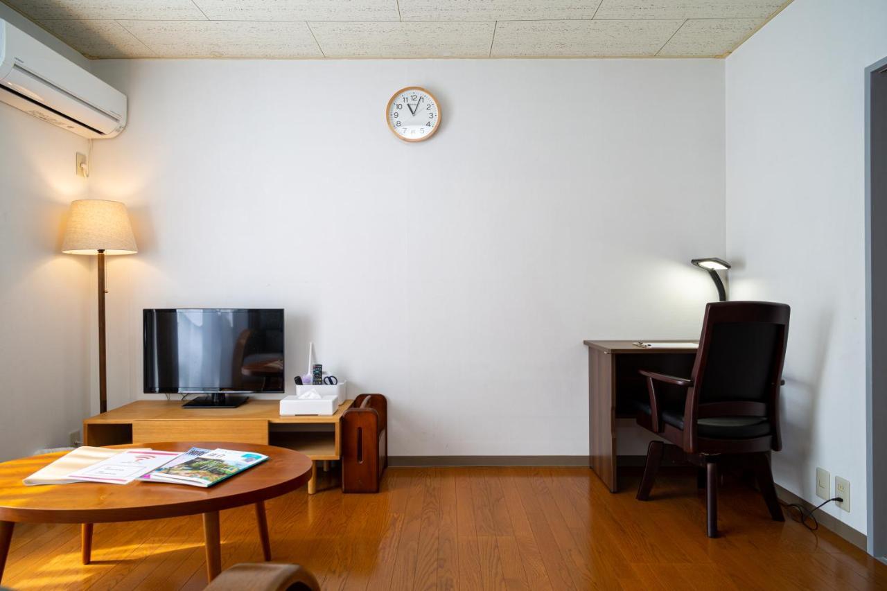 Enoshima Apartment Hotel Fujisawa Exterior photo