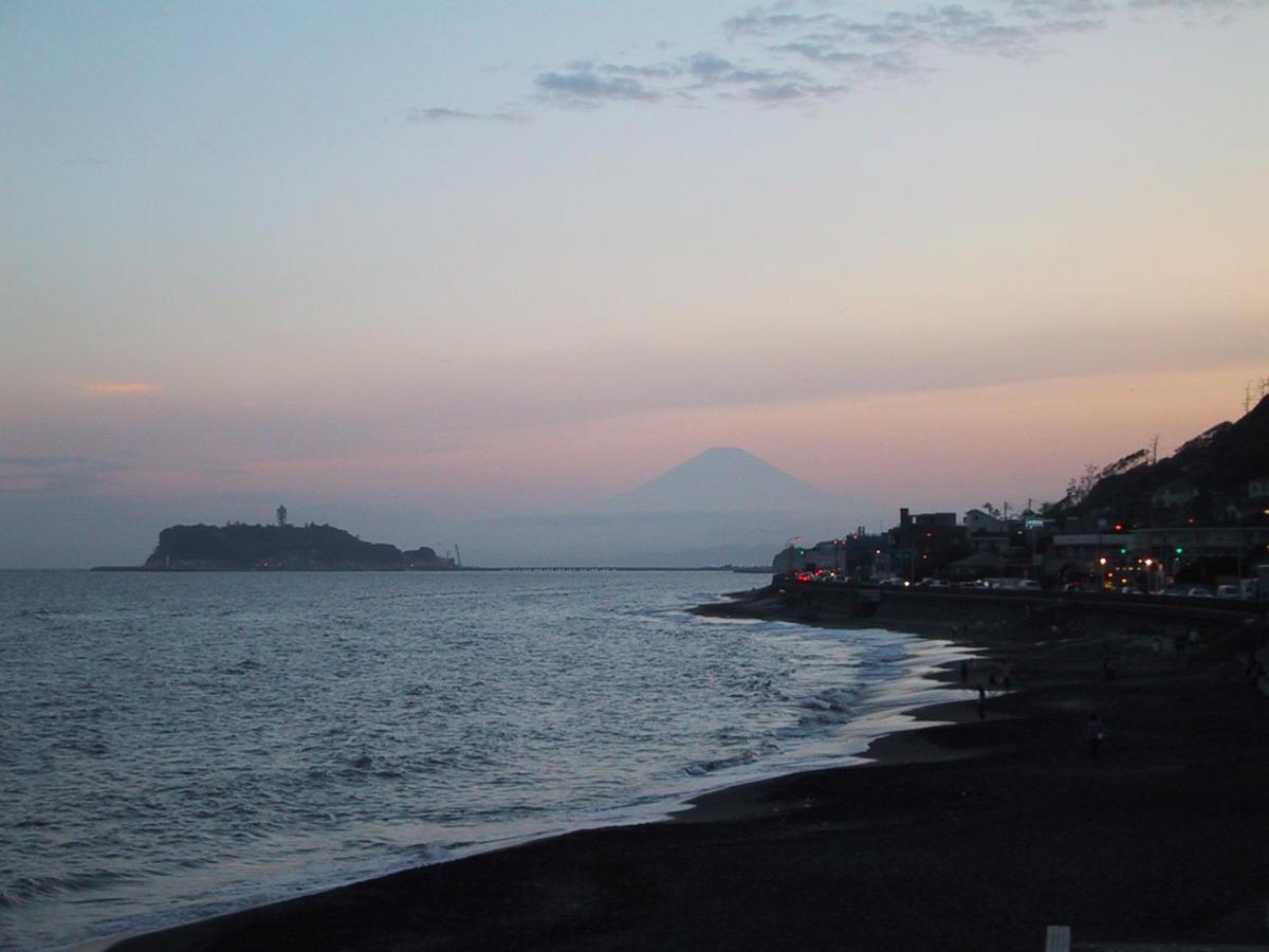Enoshima Apartment Hotel Fujisawa Exterior photo